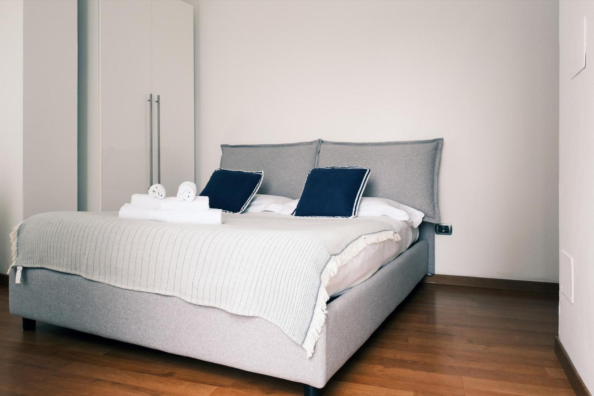Comecasa 2 Bedrooms Apartment 450Mt From Duomo Milano Dış mekan fotoğraf