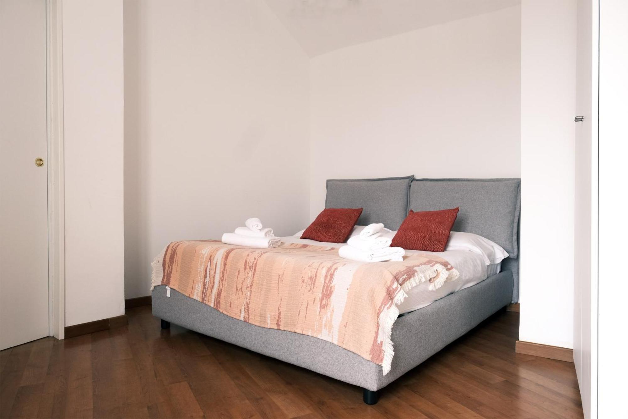 Comecasa 2 Bedrooms Apartment 450Mt From Duomo Milano Dış mekan fotoğraf
